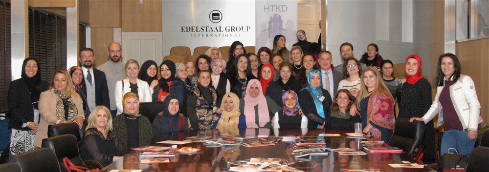 8 Mart Kadınlar Günü Kutlamasında Kadınlar Bilgilendirildi