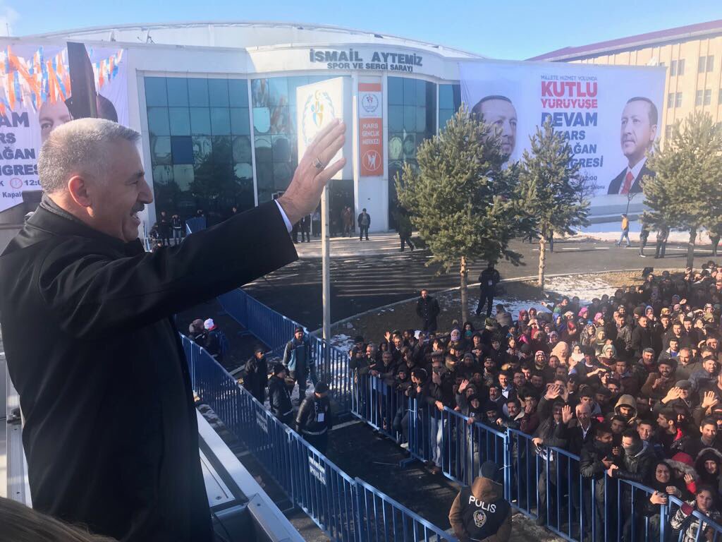 Bakan Ahmet Arslan, sosyal medya hesabından Kars Halkına teşekkür etti