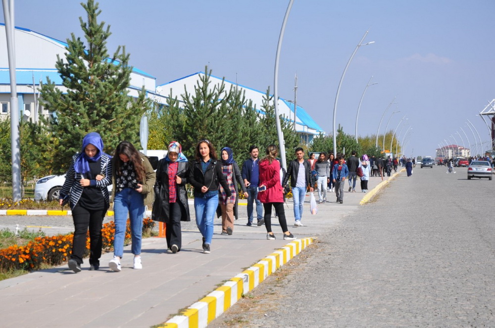 Kafkas Üniversitesi Büyümeye Devam Ediyor