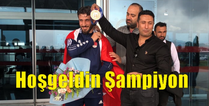 Kars’ın Boks Şampiyonu Tuğrulhan Erdemir
