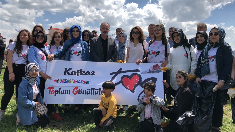 Kars’ta Çevre Temizliği Kampanyası