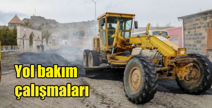 Kars’ta yol bakım çalışmaları