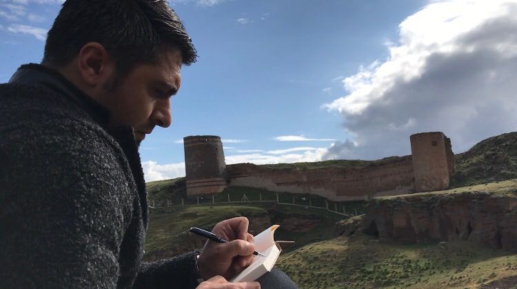 Mehmet Duman’dan “Tarifsiz Talihsiz Şehir!” şiir klibi