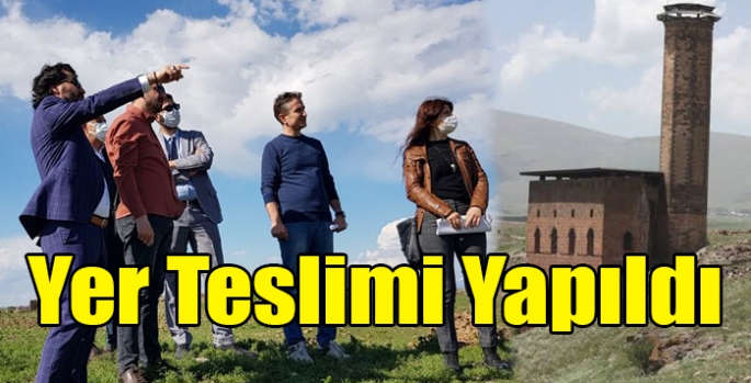 Menuçehr Camii’nin ibadete açılması için firmaya yer keslimi yapıldı