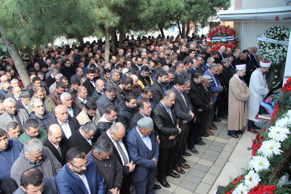 Orhan Çerkez’in Ablası Adil Çerkez’in Eşi Sakine Çerkez Son Yolculuğuna Uğurlandı