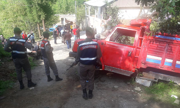 Piknik dönüşü kaza: 25 yaralı