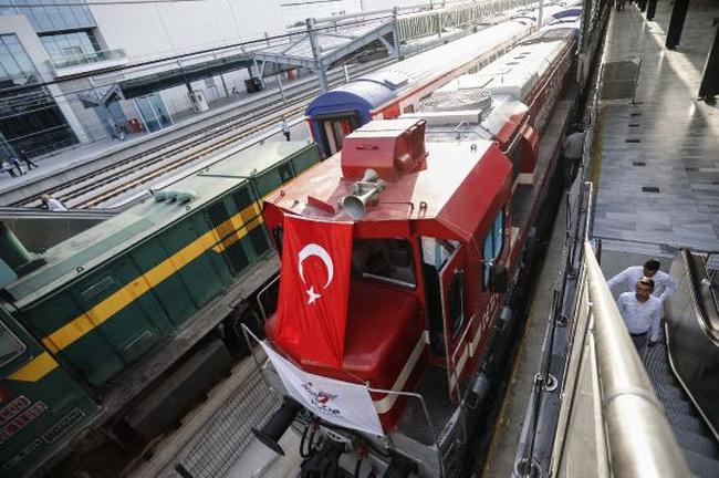 'Turistik Doğu Ekspresi', Kars'a doğru ilk seferine çıktı