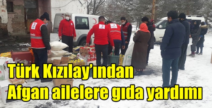 Türk Kızılay’ından Afgan ailelere gıda yardımı